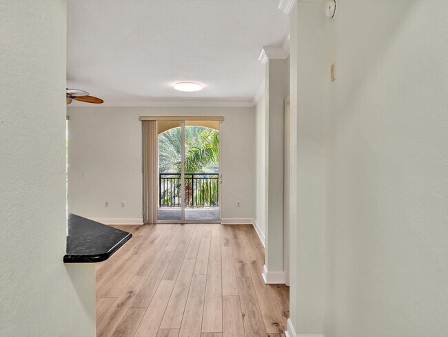 Photo - 1405 Renaissance Way Unidad 405