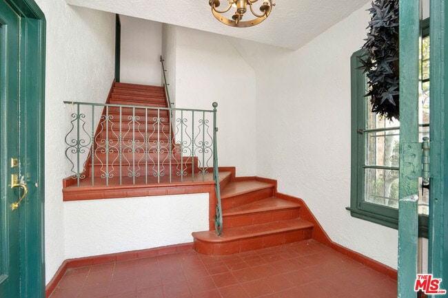 Photo - 135 N Orange Dr