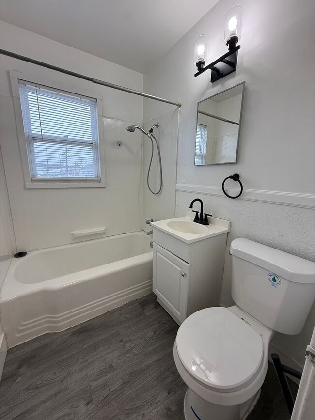 Photo - 9523-9525 Charlotte St Unit 9523 Charlotte St