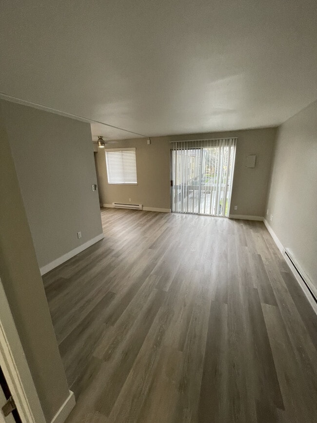 Photo - Sherwood Gardens