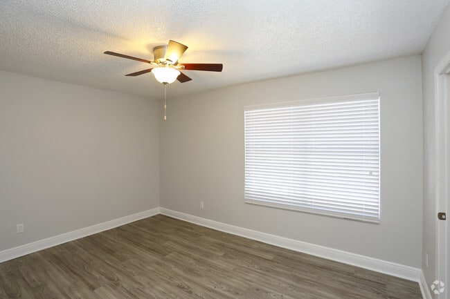 1BR-1BA Bedroom