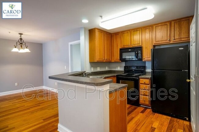Photo - 6351 Park Creek Dr Unidad #6
