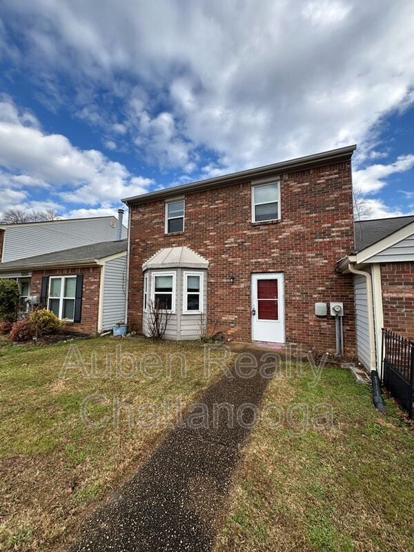 Photo - 1317 Village Green Dr