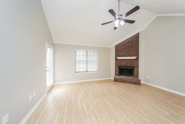 Photo - 6759 Valerie Dr