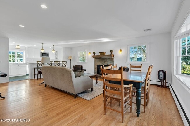 Photo - 723 Pitney Dr