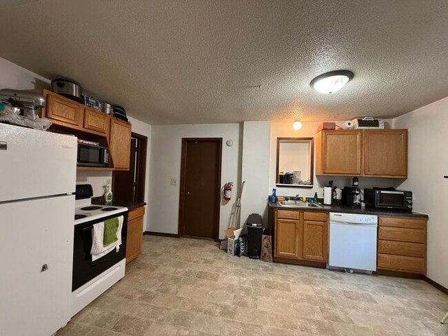 Photo - $2,700 | 4 Bedroom, 2 Bathroom Duplex | NO...