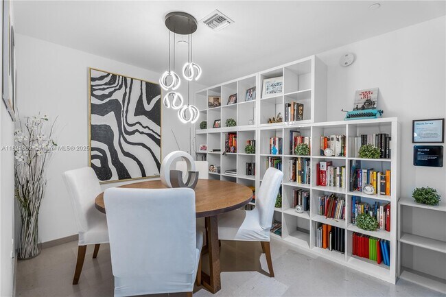 Photo - 68 SE 6th St Unit 1704