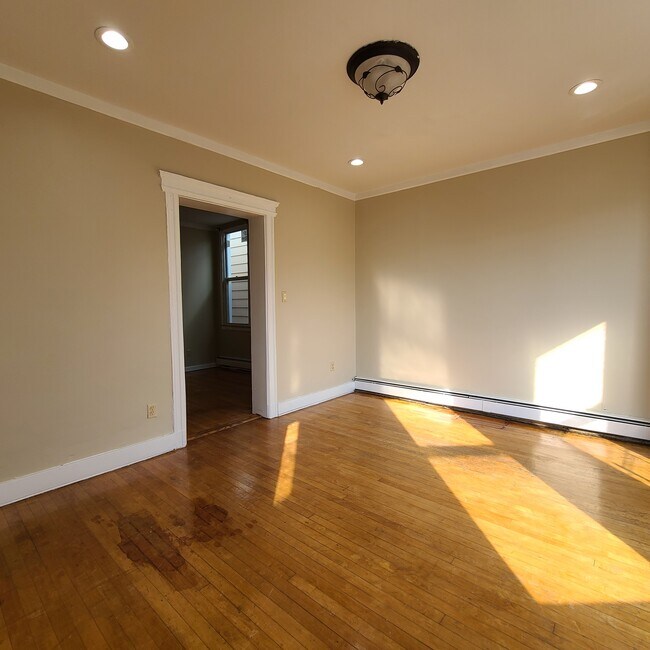 Photo - 616 36th St Unit 2