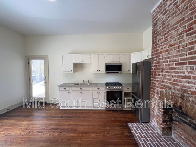 Photo - 2072 Cowden Ave Unit E