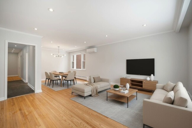 Building Photo - 207 St Clements Ave