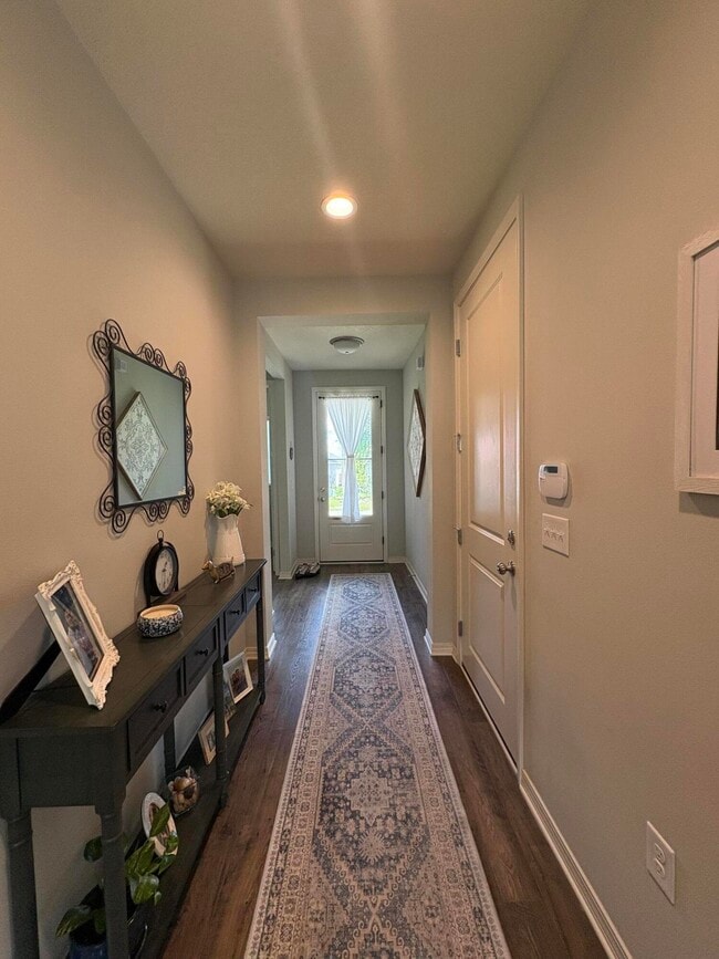 Photo - 153 Creve Core Dr