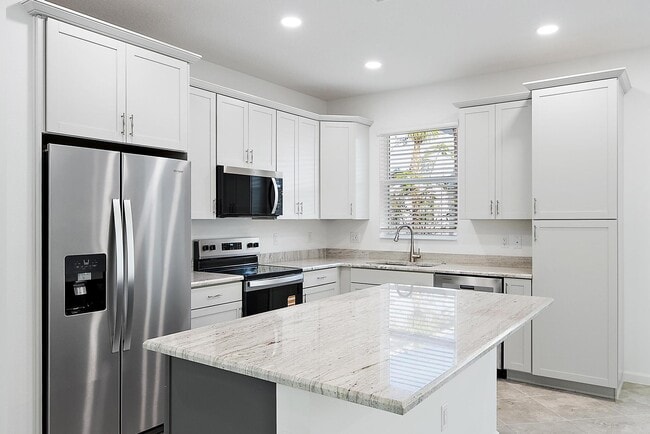 Building Photo - 16377 Biltmore Lndg