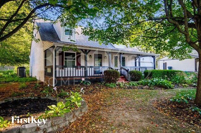 Building Photo - 284 Bristol Dr SW