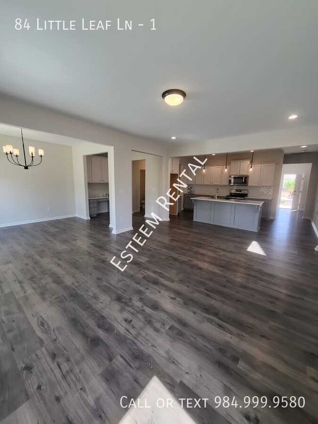 Photo - 84 Little Leaf Ln