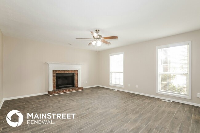 Photo - 1605 Summit View Way