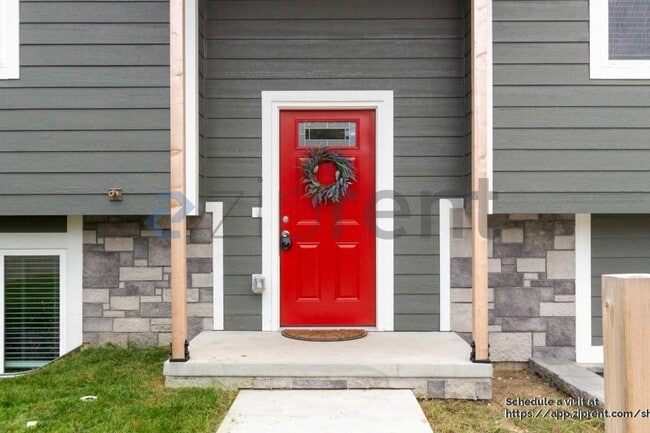 Photo - 5323 P St