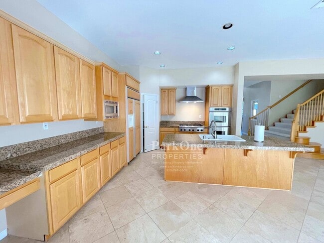 Photo - Beautiful Home in Peacock Creek