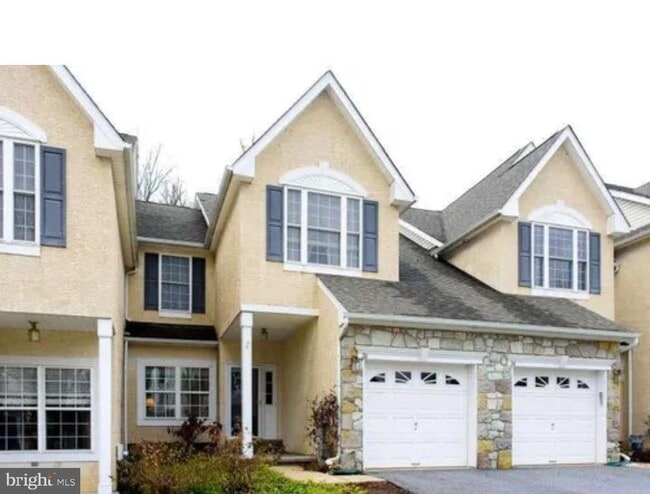 Photo - 36 Kennedy Dr Townhome