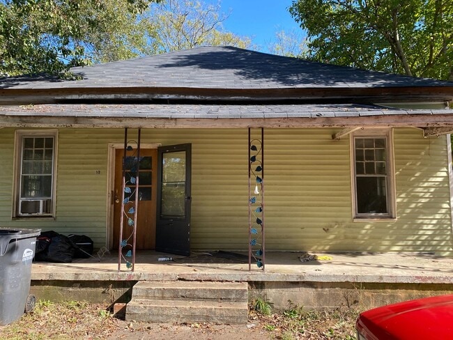 Building Photo - 57 Arnold St