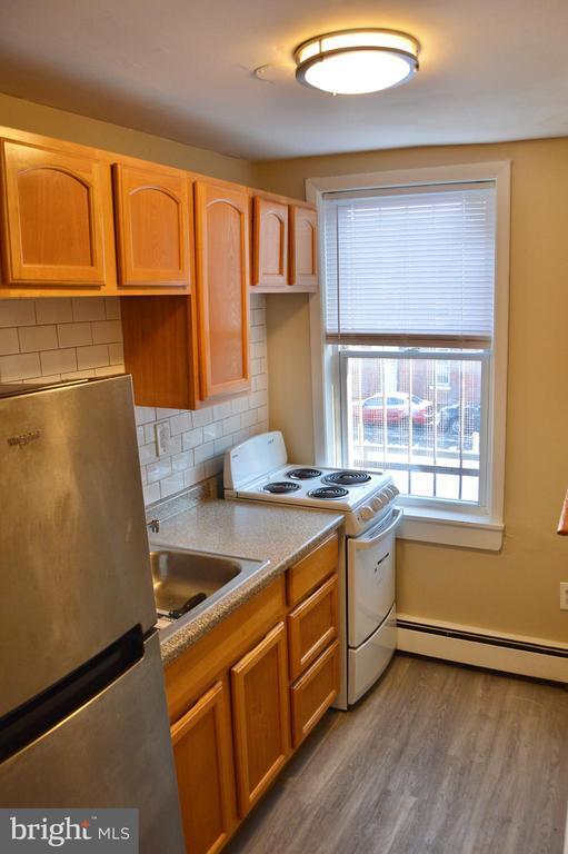 Photo - 424 E Girard Ave