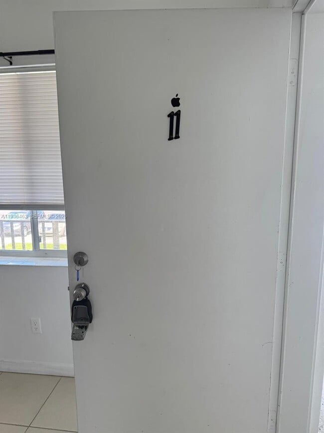 Building Photo - 680 NE 88th Terrace Unit 11