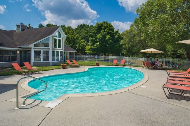 Hunter's Mill Apartments