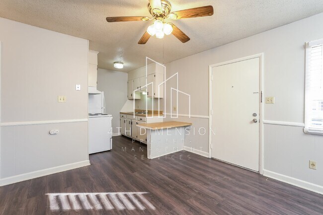 Photo - ***Accepting Housing Vouchers*** Modern 1-... Unit 5
