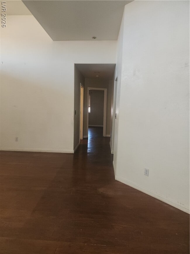 Photo - 564 Ridgeway Rd