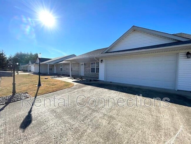 Building Photo - 601 Heritage Dr Unit ,
