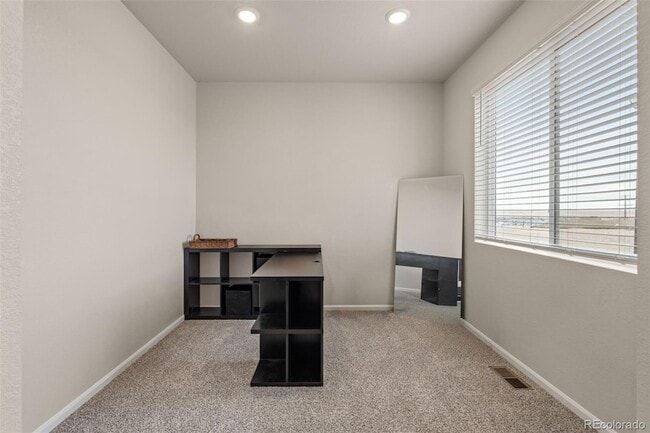 Photo - 11437 Splake St