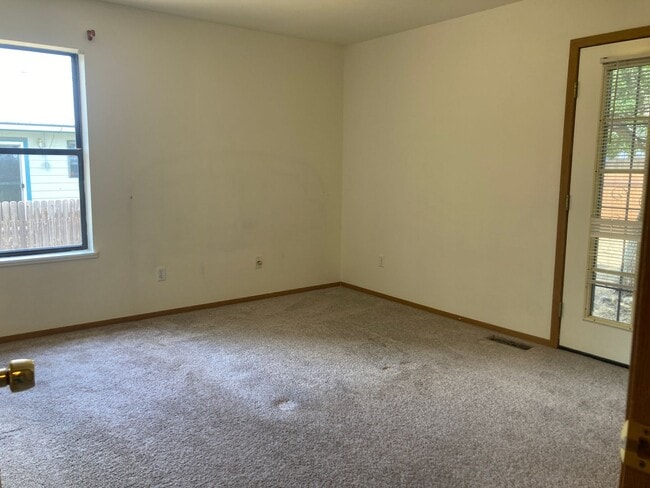 Photo - 179 Hermosa Cir