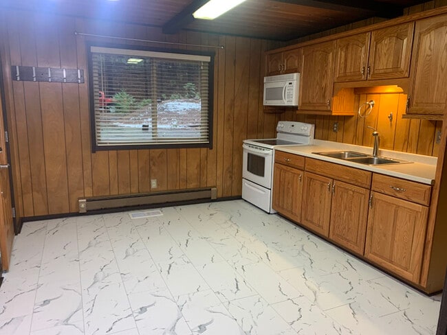 Photo - 6440 Zircon Dr