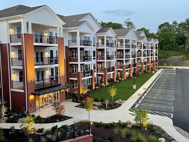 Photo - Evergreen Apartments