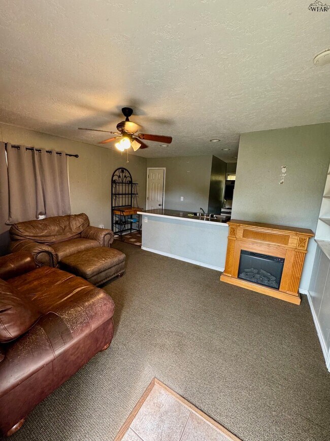 Photo - 2705 Ave D