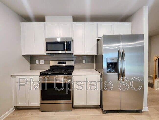 Photo - 810 Sandbach Rd