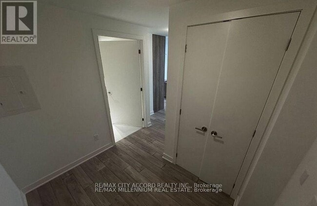 Photo - 11 Yorkville Ave Unité 3409