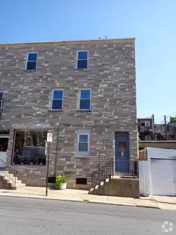 Building Photo - 53 N Water St Unit Apt 3