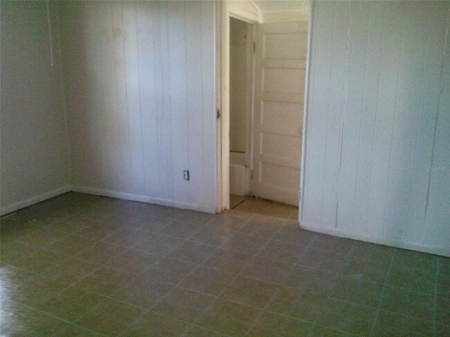 Photo - 114 N Chester St