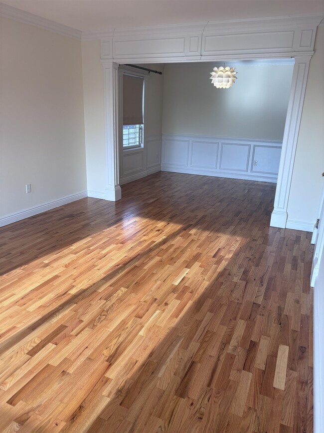 Photo - 166 Lincoln St