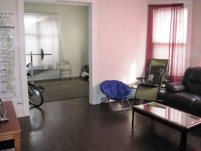 Photo - 2609 N Maryland Ave Unidad Lower