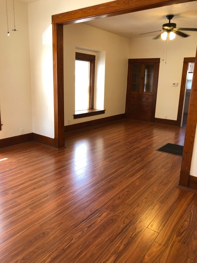 Photo - 627 N 5th St