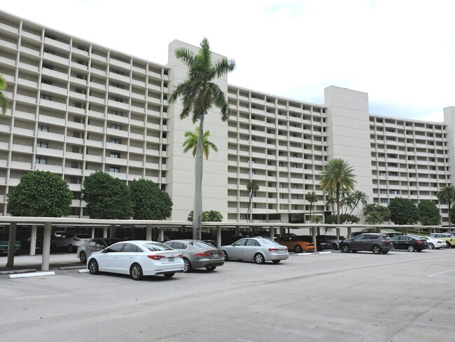 Building Photo - 122 Lakeshore Dr Unit 1134 Rental