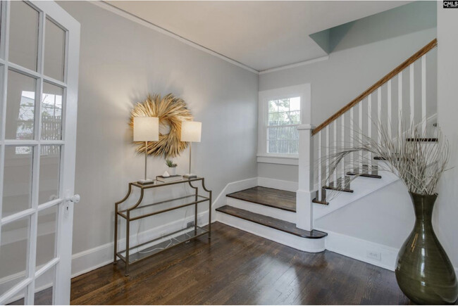 Entryway to upstairs (3) bedrooms $750 eac - 1500 Heidt St Unit College Students House
