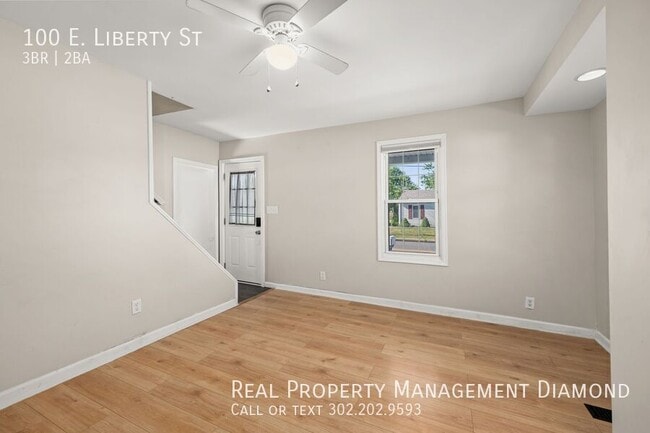 Photo - 100 E Liberty St