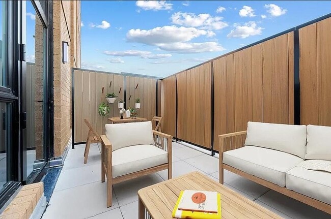 Photo - 1 bedroom in JACKSON HEIGHTS NY 11372 Unidad 303B