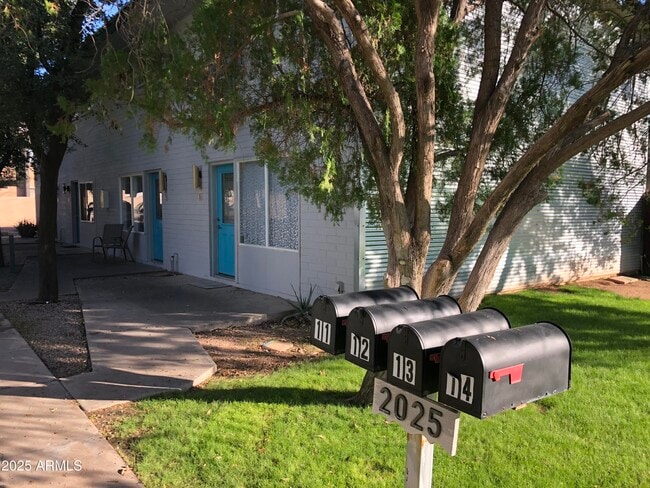 Photo - 2025 S Granada Dr