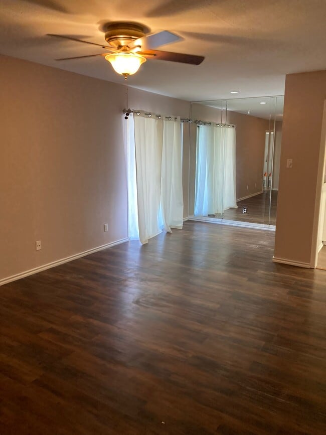 Photo - 12834 Midway Rd Unidad 2107