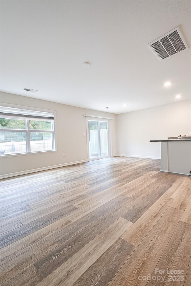 Photo - 6104 Faron Wy