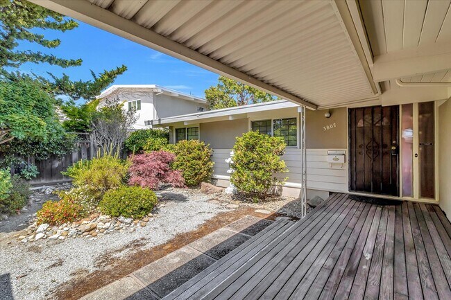 Photo - 3 Bedroom 2 Bath Home located in Palo Alto's Palo Verde Neighborhood!