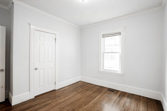 Photo - 169 Tremont St Unidad 1